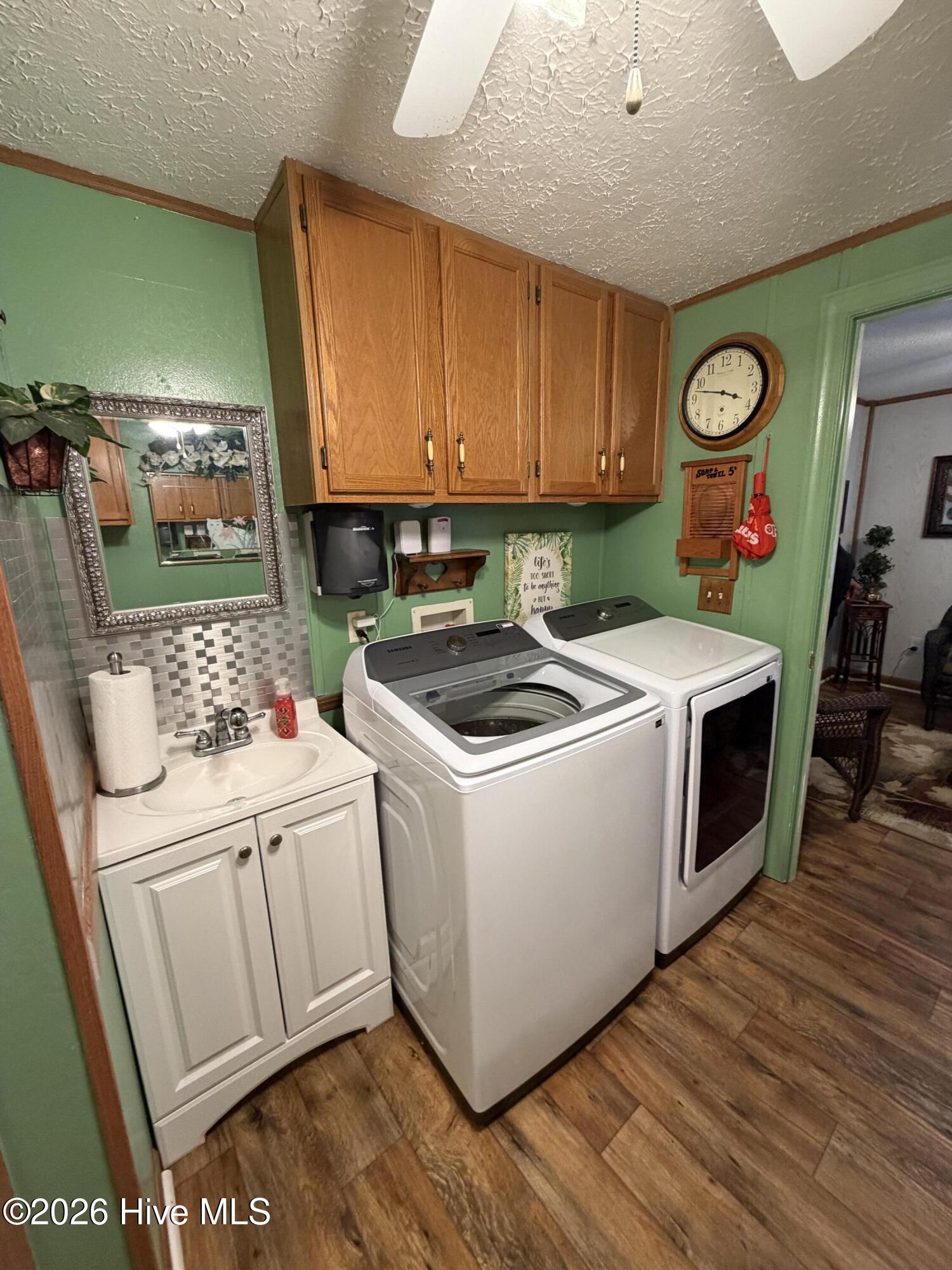 2626 Pershing Terrace Kinston, NC 28504 - Photo 29 of 53 Laundry Room