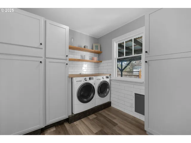 $489,000 | 780 South Main Avenue, Warrenton, OR 97146