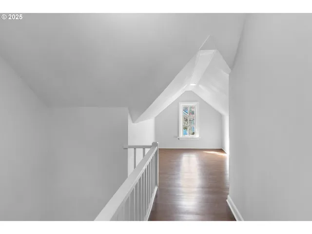 $489,000 | 780 South Main Avenue, Warrenton, OR 97146