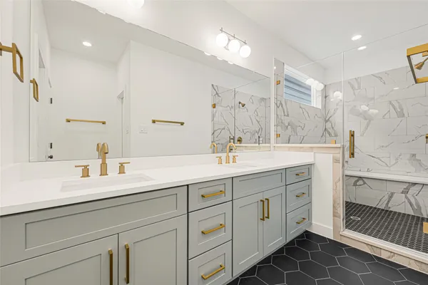 $2,600 | 4606 Crown Grove Lane, Houston, TX 77018