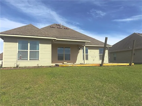 $1,800 | 11146 Regency Avenue, Hammond, LA 70403