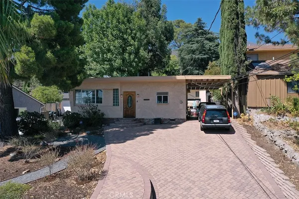 $1,199,000 | 3953 Santa Carlotta Street, La Crescenta, CA 91214