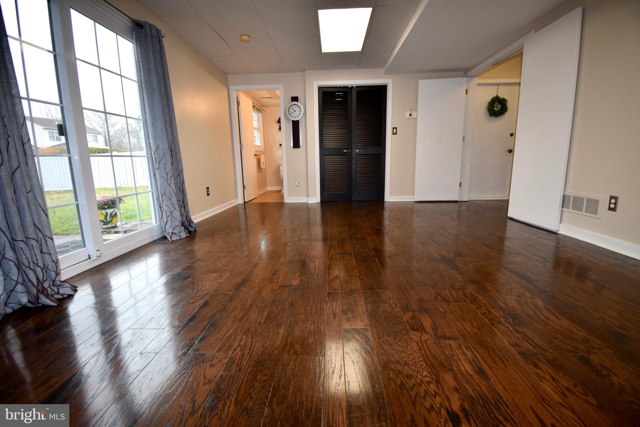 103 Silverside Road Wilmington, DE 19809 - Photo 38 of 54 Family Room