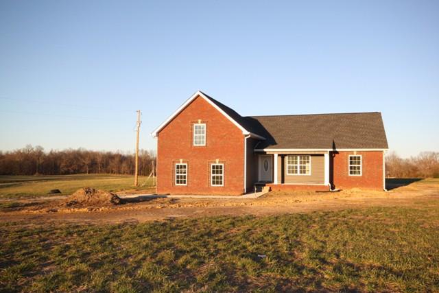 5625 Flewellyn Road Springfield, TN 37172 - Photo 1 of 13 a front view of a house with a yard