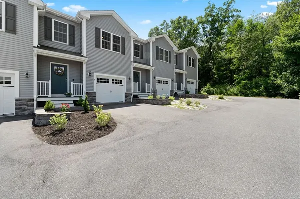 $420,000 | 1196 Charles Street, Unit 6, North Providence, RI 02904