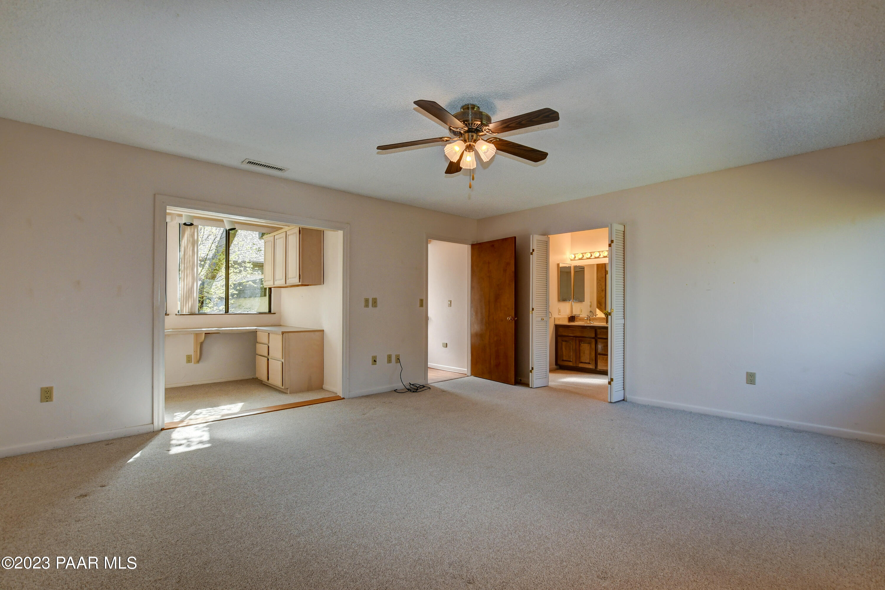 1353 Coyote Road Prescott, AZ 86303 - Photo 11 of 25 Upstairs Primary Bedroom