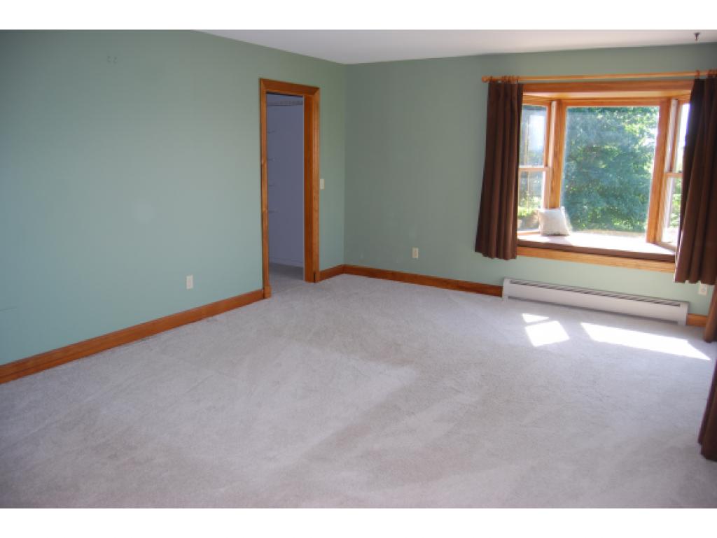 138 Smith Road Colchester, VT 05446 - Photo 13 of 26 Gallery Image 13