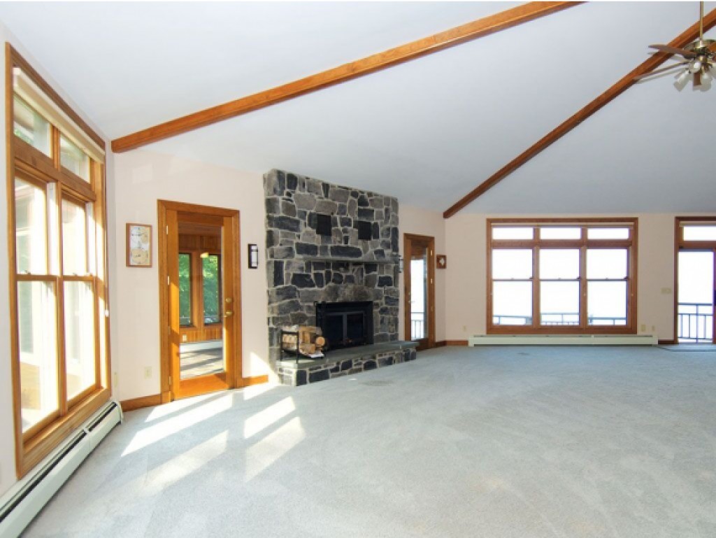 138 Smith Road Colchester, VT 05446 - Photo 7 of 26 Gallery Image 7