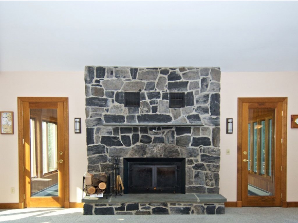 138 Smith Road Colchester, VT 05446 - Photo 8 of 26 Gallery Image 8