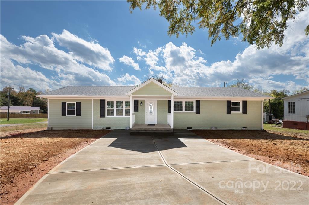 521 Kilgore Road Kings Mountain, NC 28086 - Photo 4 of 28 Gallery Image 4