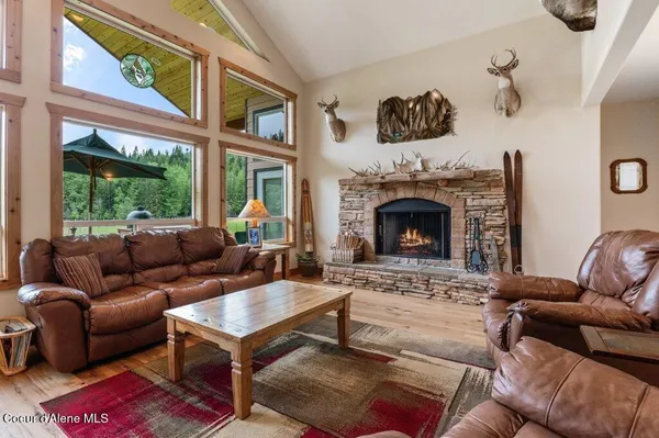 $1,295,000 | 88 Fenway Drive, Sagle, ID 83860