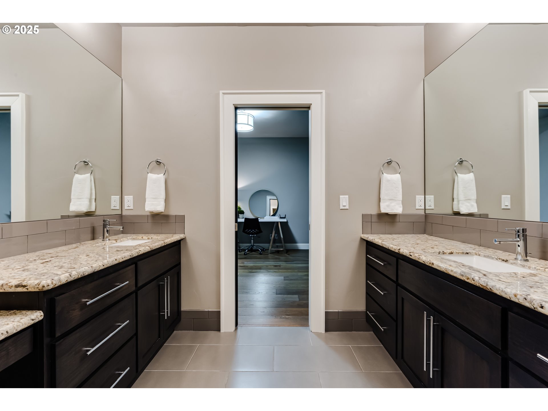 3944 Los Altos Lane Eugene, OR 97405 - Photo 28 of 47 a kitchen with a sink and cabinets