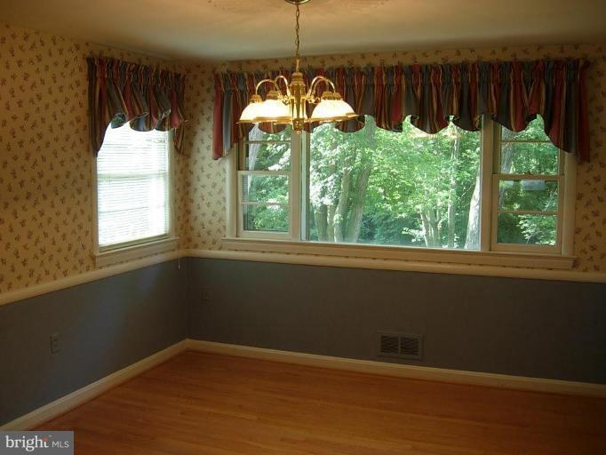 1024 Tanley Road Silver Spring, MD 20904 - Photo 5 of 30 Dining Room