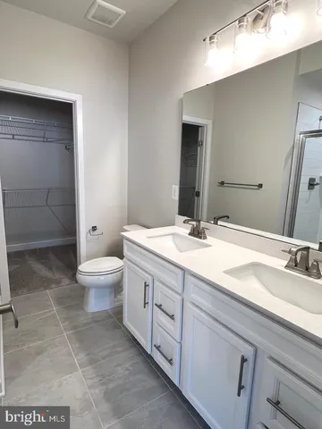 $3,550 | 4308 Ellipse Terrace, Chantilly, VA 20151