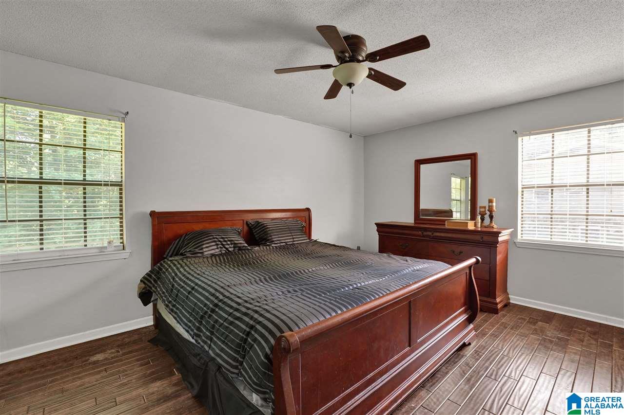 1412 Edwards Lake Road Birmingham, AL 35235 - Photo 4 of 28