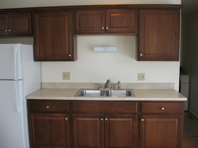 142 Heathgate Road Montgomery, IL 60538 - Photo 2 of 21