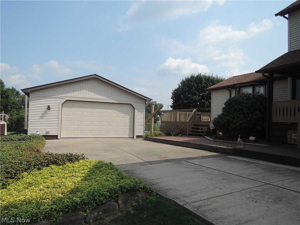100 Center Street Struthers, OH 44471 - Photo 19 of 24