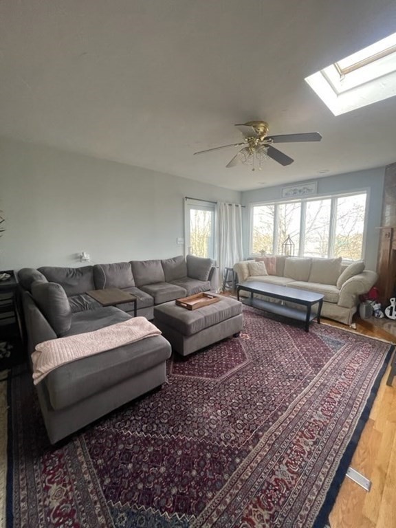 42 Grampian Way Boston, MA 02125 - Photo 11 of 37