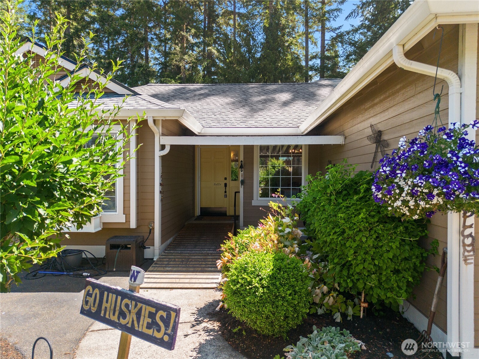 260 East Penzance Road Shelton, WA 98584 - Photo 3 of 40