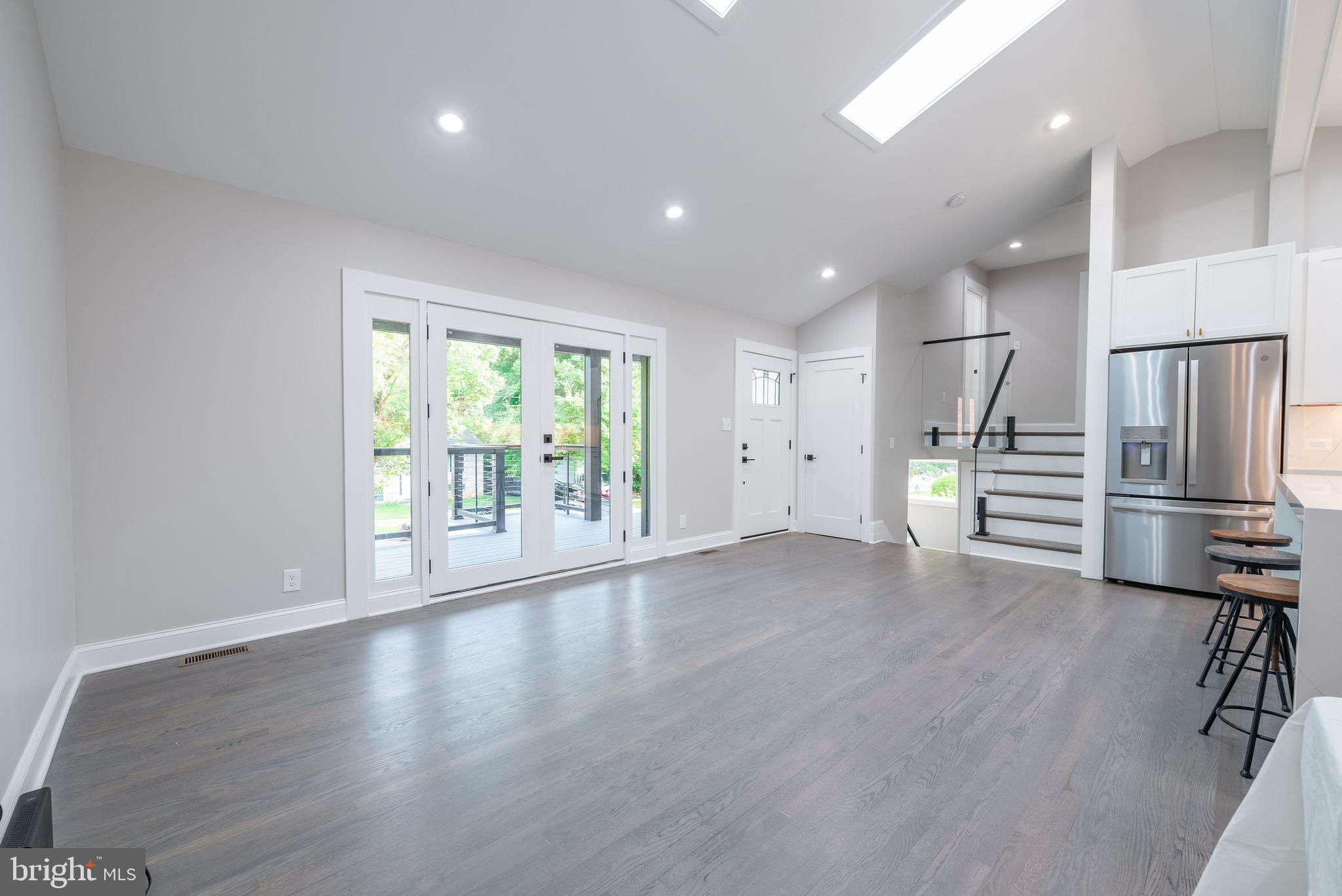 820 Malibu Drive Silver Spring, MD 20901 - Photo 11 of 65