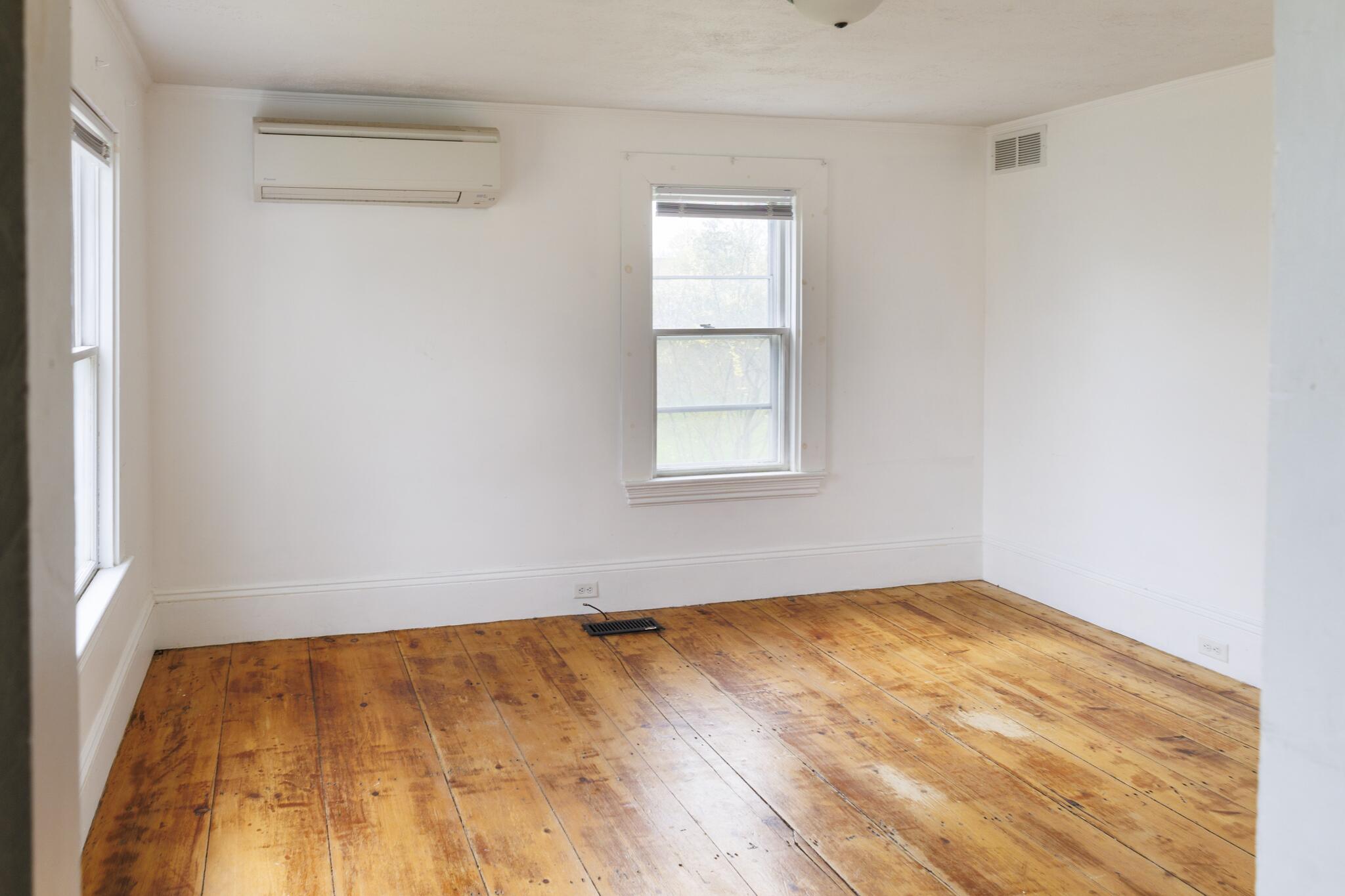 22 Booker Street Thomaston, ME 04861 - Photo 12 of 32 22 booker -56