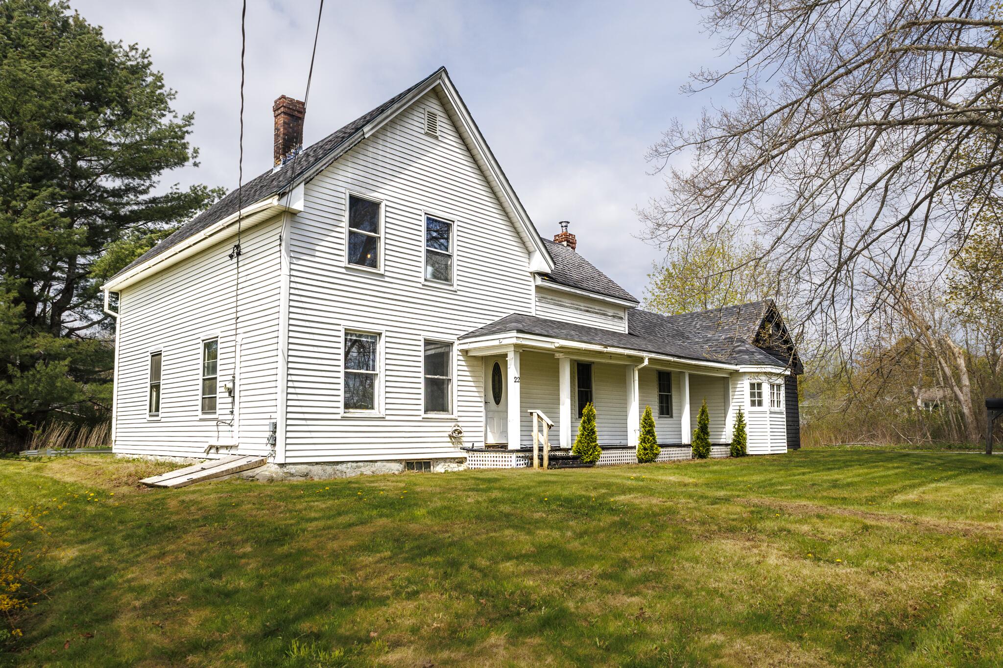 22 Booker Street Thomaston, ME 04861 - Photo 2 of 32 22 booker -12