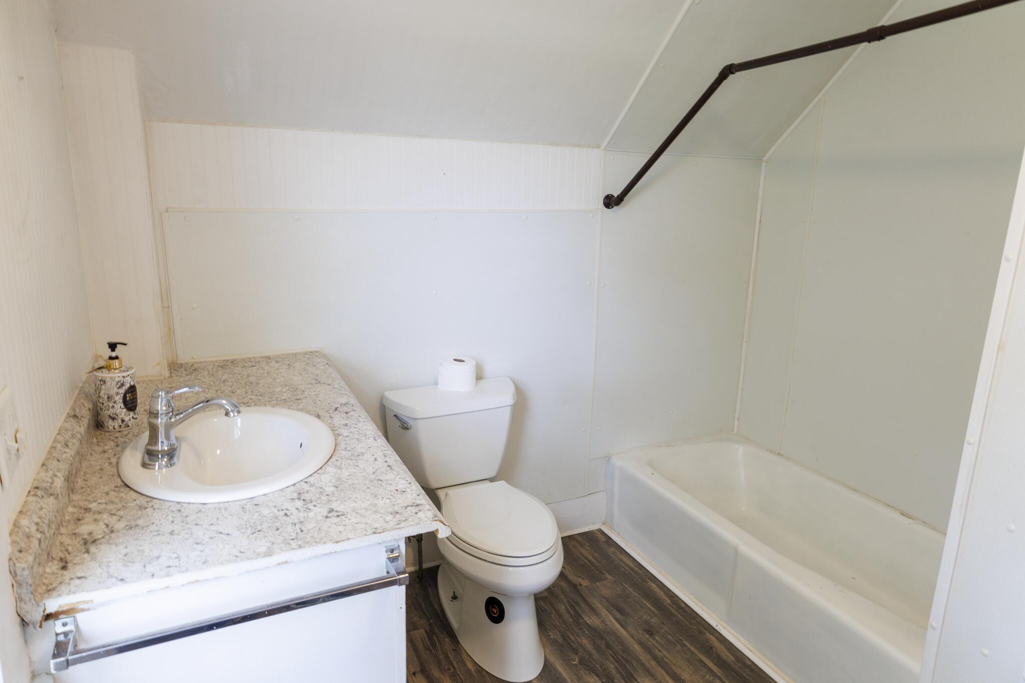 22 Booker Street Thomaston, ME 04861 - Photo 25 of 32 22 booker -52