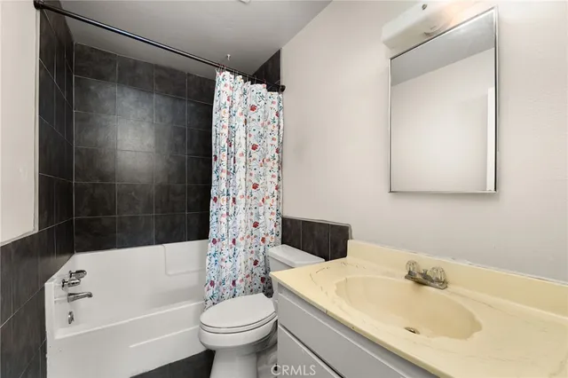 $595,000 | 9941 Granite Hill Drive, Jurupa Valley, CA 92509