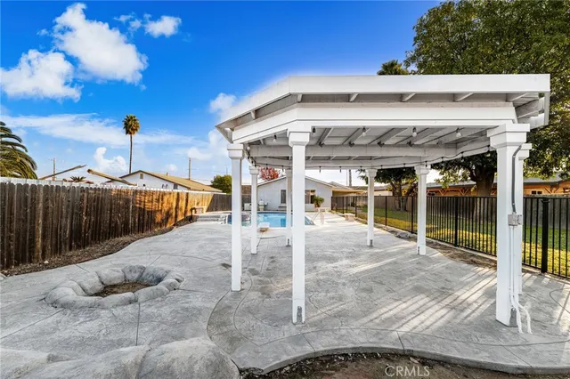 $595,000 | 9941 Granite Hill Drive, Jurupa Valley, CA 92509