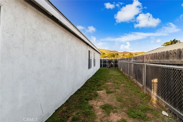 $595,000 | 9941 Granite Hill Drive, Jurupa Valley, CA 92509