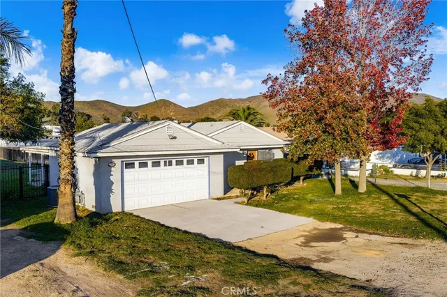 $595,000 | 9941 Granite Hill Drive, Jurupa Valley, CA 92509