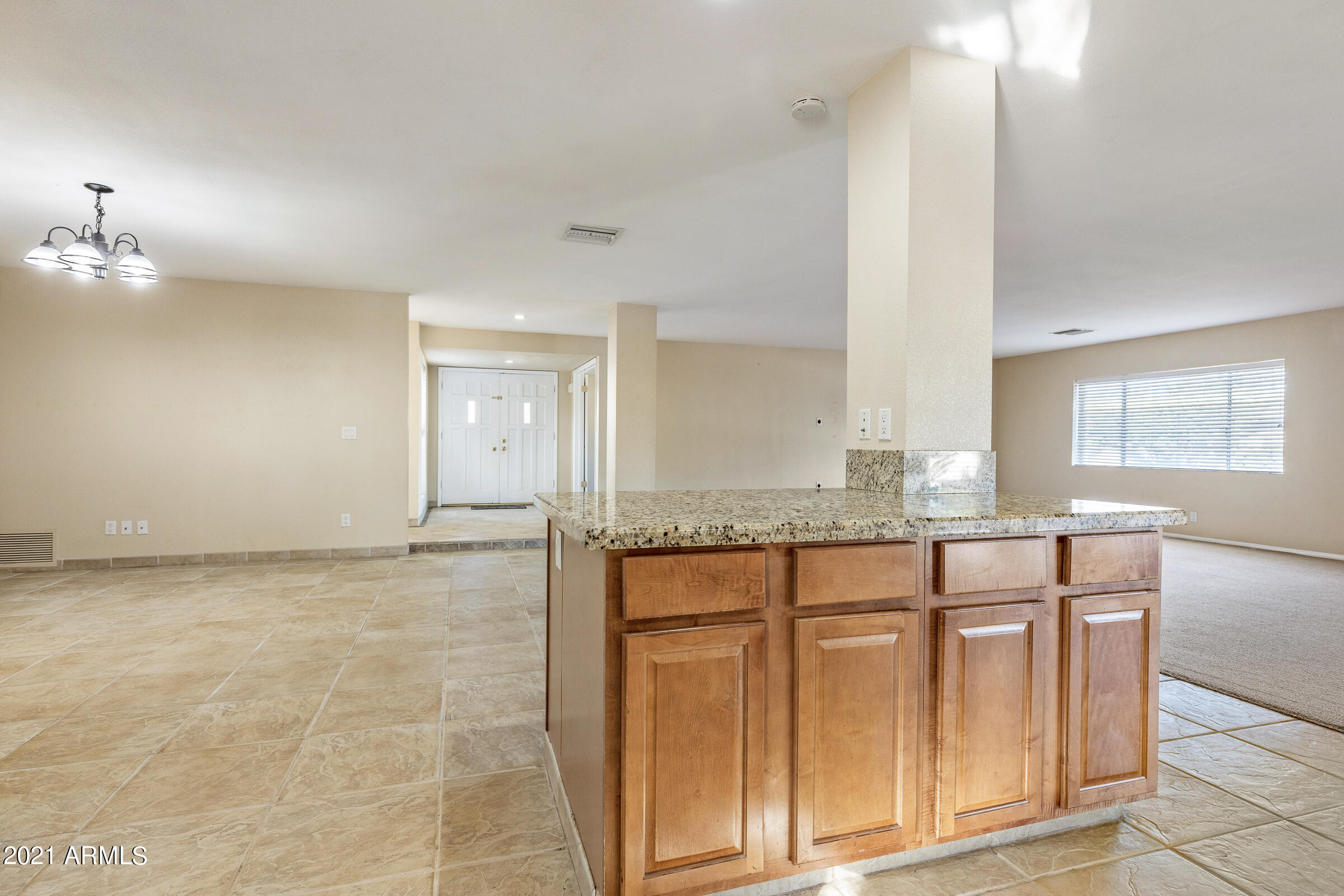 9219 North 28th Street Phoenix, AZ 85028 - Photo 17 of 39 9219 N 28th St-18