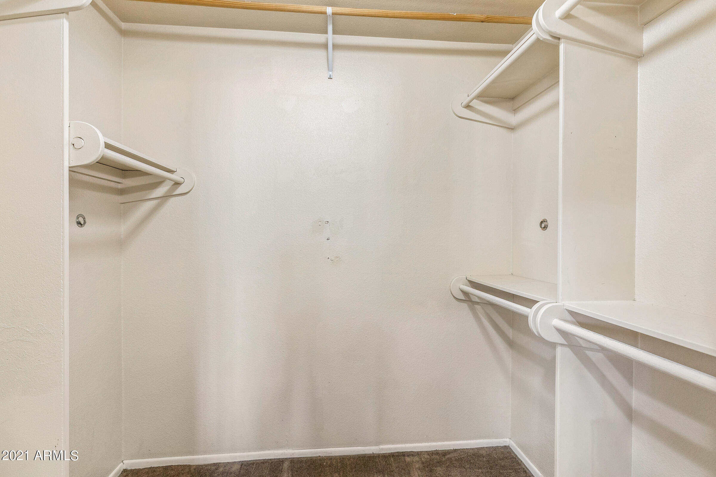 9219 North 28th Street Phoenix, AZ 85028 - Photo 31 of 39 9219 N 28th St-32