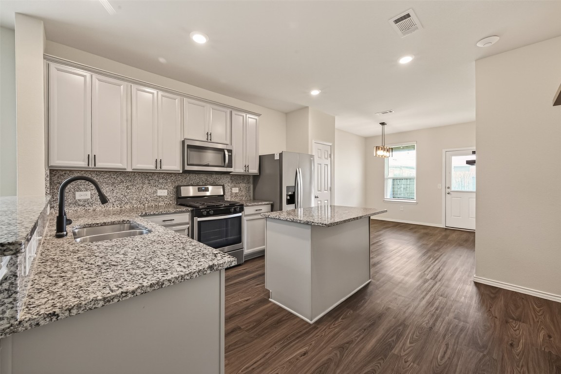 25543 Pitchfork Ranch Place Katy, TX 77493 - Photo 11 of 38