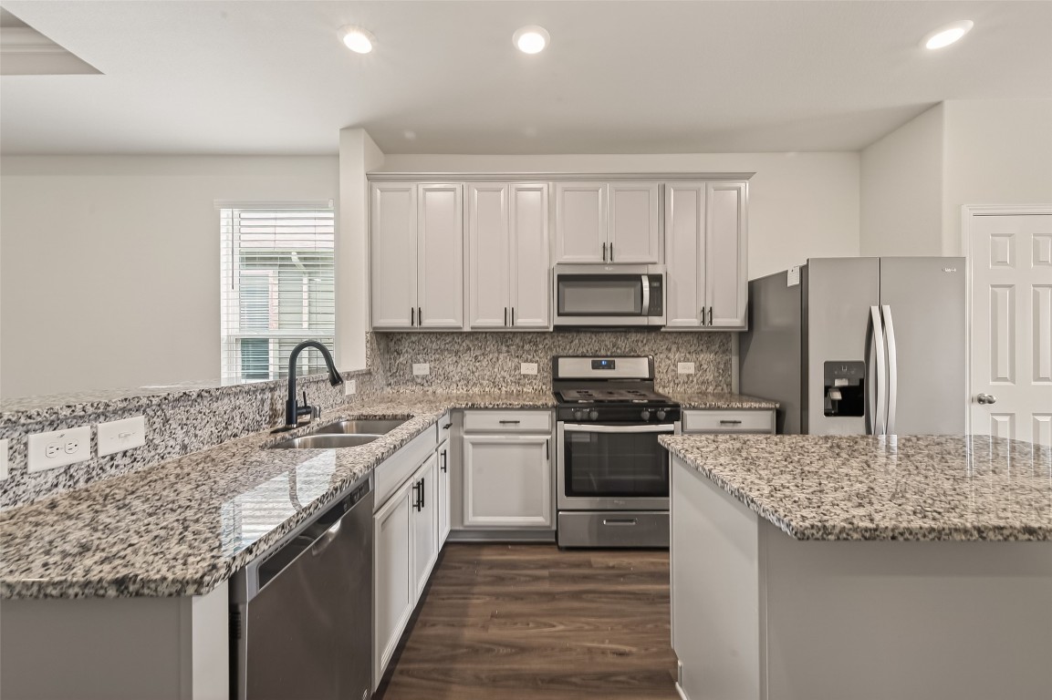 25543 Pitchfork Ranch Place Katy, TX 77493 - Photo 12 of 38