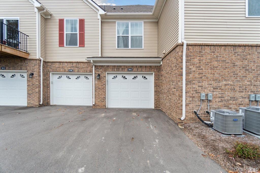 9804 Ridge Run Street, Unit 57 Howell, MI 48855 - Photo 27 of 29