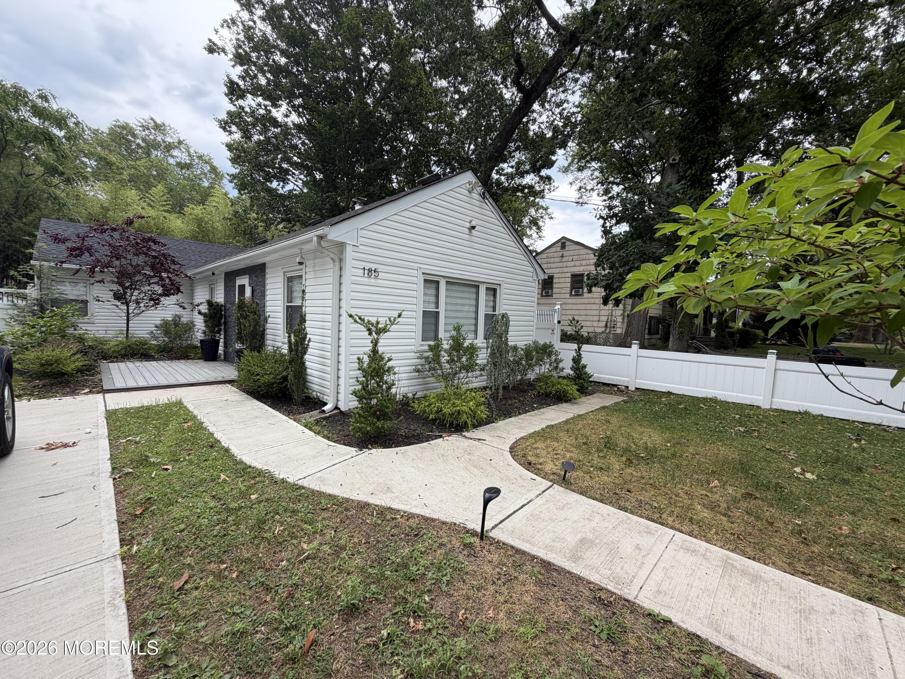 185 Elmwood Road Oakhurst, NJ 07755 - Photo 2 of 12 IMG_1507