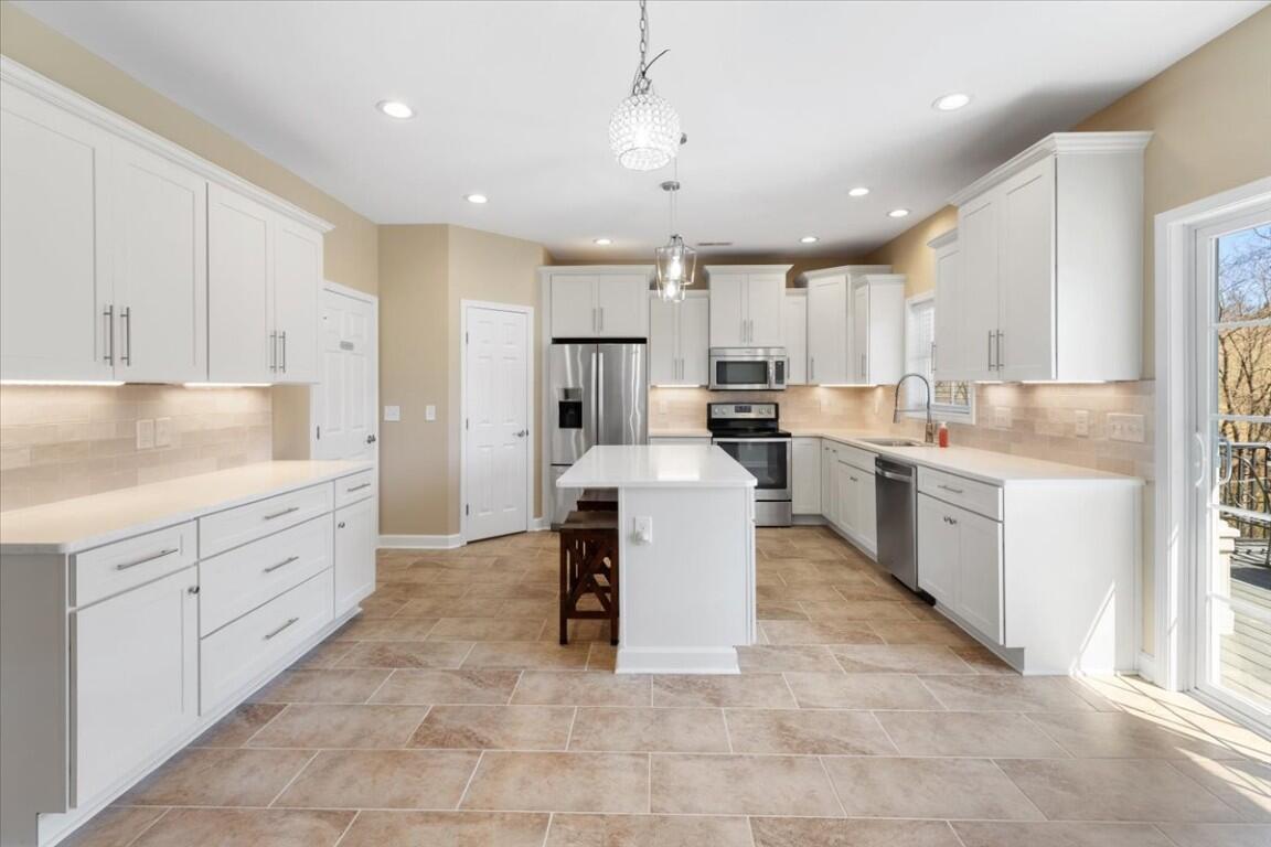 4030 Old Baltimore Road Draper, VA 24324 - Photo 16 of 105 019-17