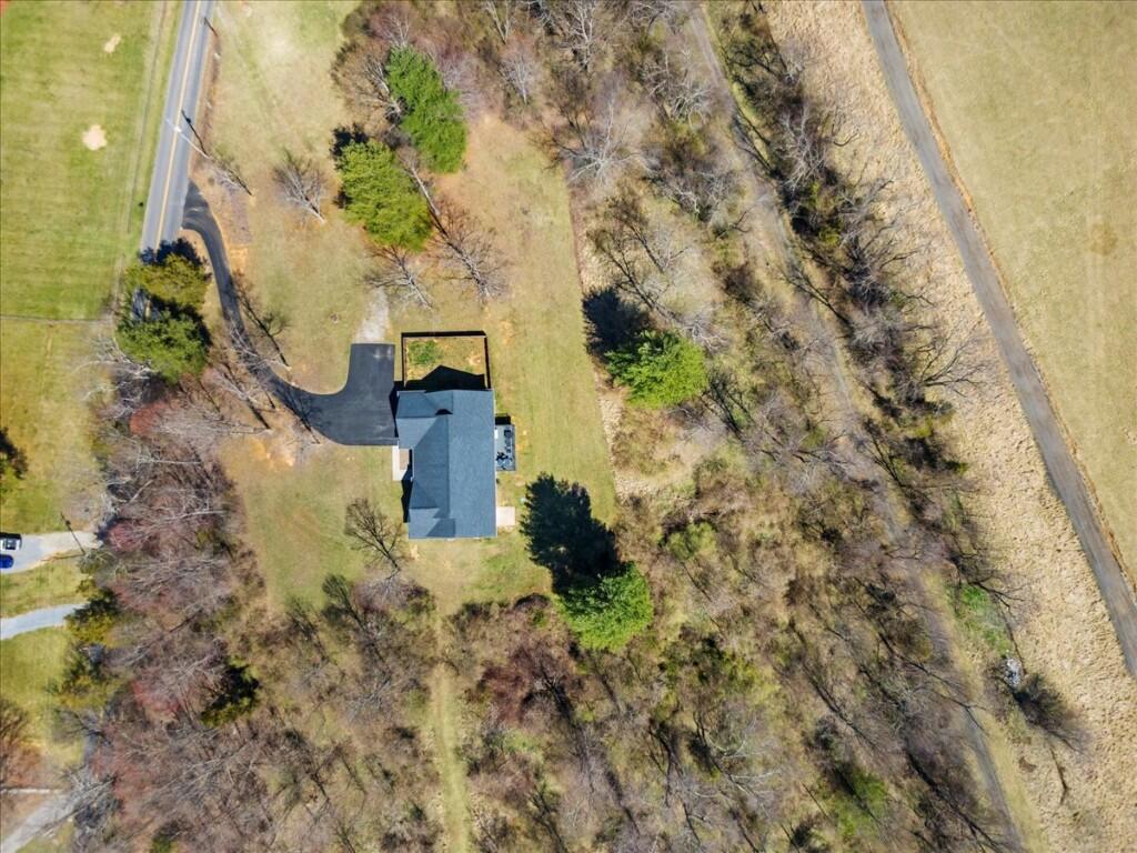 4030 Old Baltimore Road Draper, VA 24324 - Photo 84 of 105 093-91