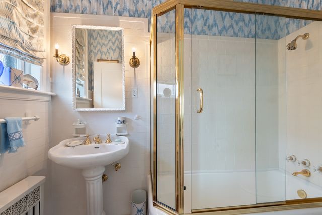 $450,000 | 1501 Hinman Avenue, Unit 5B, Evanston, IL 60201