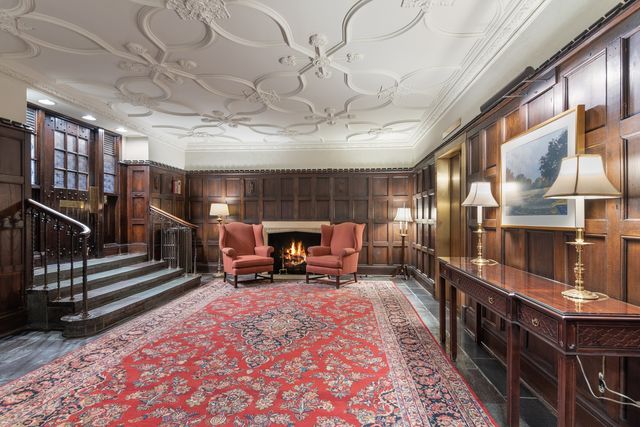 $450,000 | 1501 Hinman Avenue, Unit 5B, Evanston, IL 60201