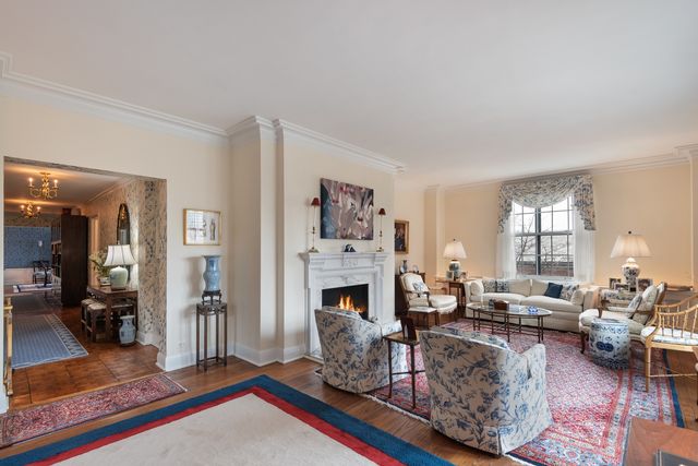 $450,000 | 1501 Hinman Avenue, Unit 5B, Evanston, IL 60201