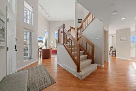 $469,900 | 1853 Woodland Circle, Unit 1201, Geneva, WI 53147