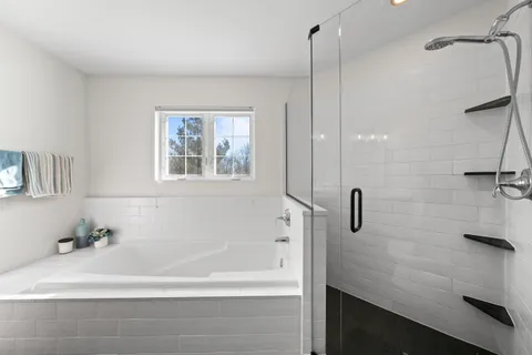 $469,900 | 1853 Woodland Circle, Unit 1201, Geneva, WI 53147