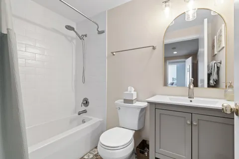 $469,900 | 1853 Woodland Circle, Unit 1201, Geneva, WI 53147