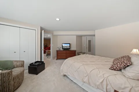 $469,900 | 1853 Woodland Circle, Unit 1201, Geneva, WI 53147