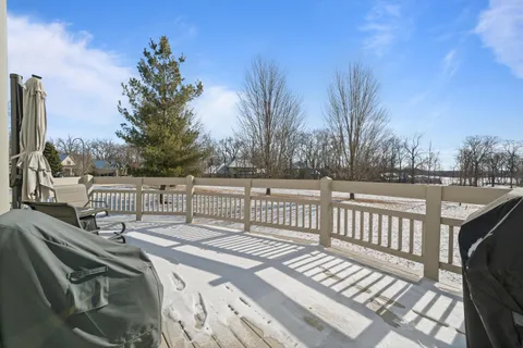 $469,900 | 1853 Woodland Circle, Unit 1201, Geneva, WI 53147