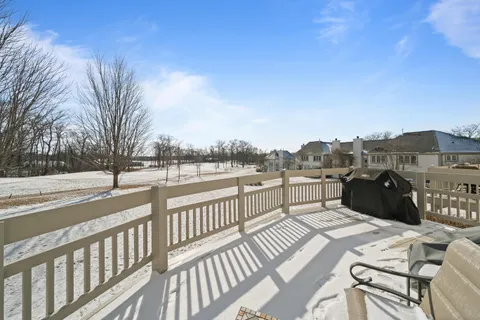 $469,900 | 1853 Woodland Circle, Unit 1201, Geneva, WI 53147