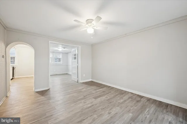 $1,000 | 6619 Guyer Avenue, Unit 1, Philadelphia, PA 19142