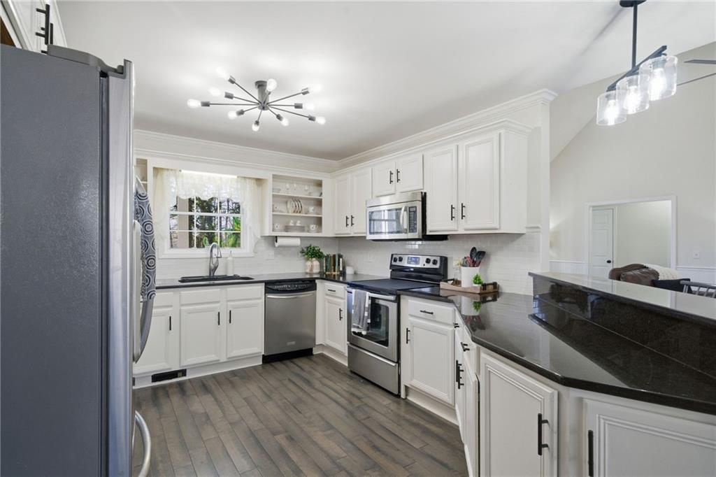 7376 Bates Drive Cumming, GA 30040 - Photo 17 of 29